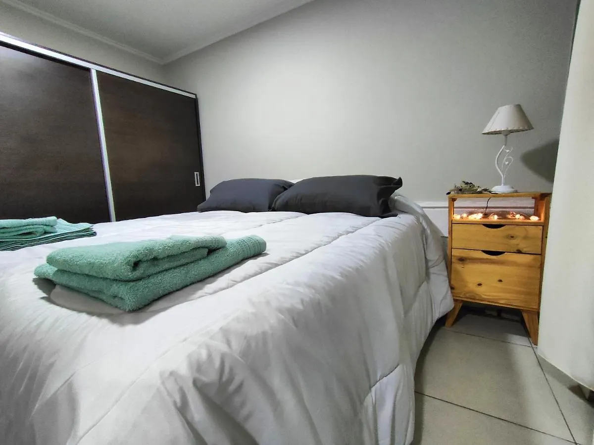 Departamento Con 2 Habitaciones Y Patio En El Centro De Mendoza Argentina